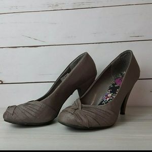 K9 by Rocketdog heels size 8